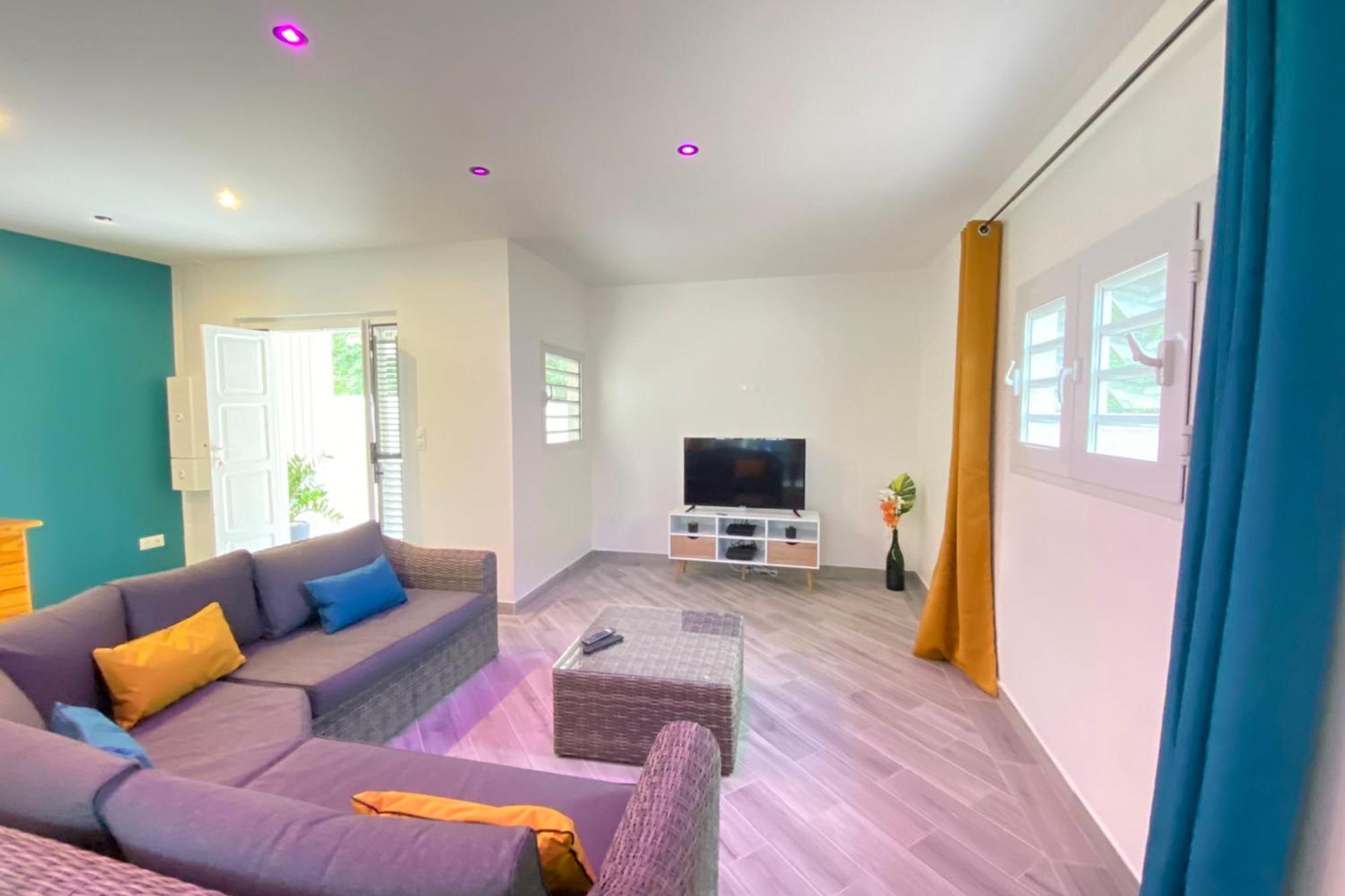 972M Beautiful Air-Conditioned Villa With Garden Le Carbet Eksteriør billede