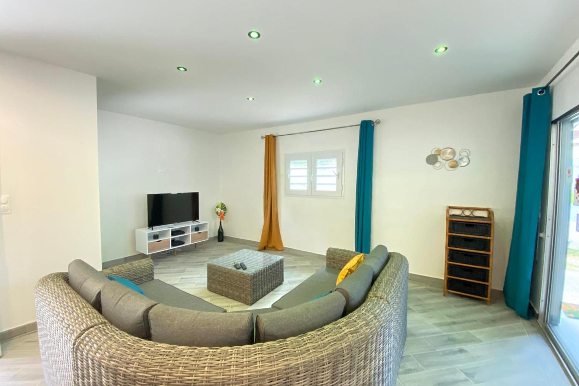 972M Beautiful Air-Conditioned Villa With Garden Le Carbet Eksteriør billede